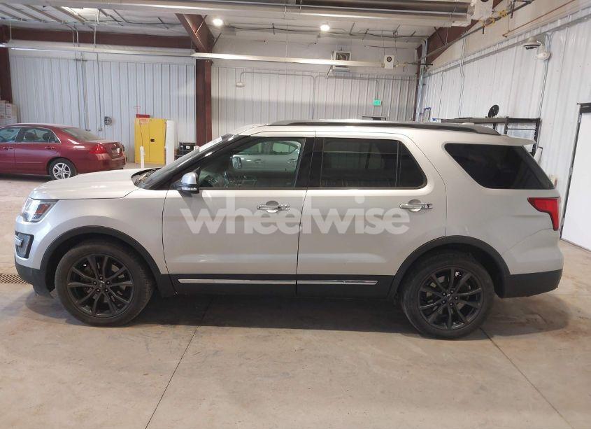 Photo 14 of 2016 Ford Explorer LIMITED (VIN 1FM5K8F88GGC06823)