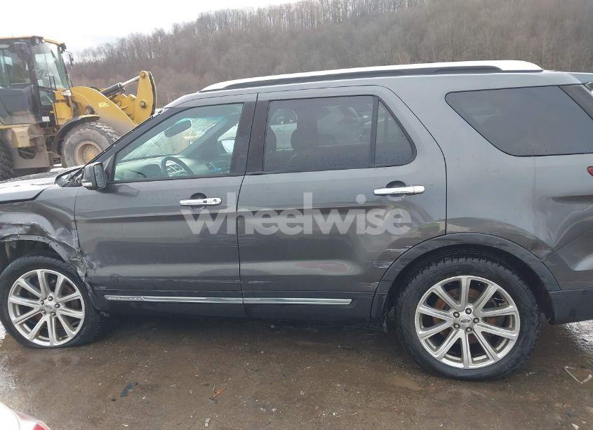 Photo 15 of 2016 Ford Explorer LIMITED (VIN 1FM5K8F88GGC50241)