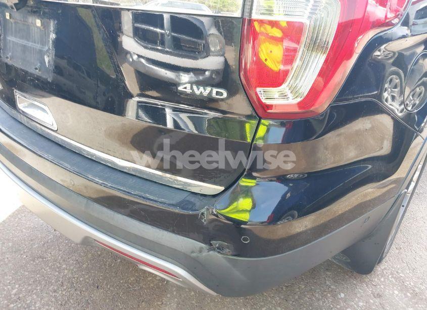 Photo 6 of 2017 Ford Explorer LIMITED (VIN 1FM5K8F88HGB53235)