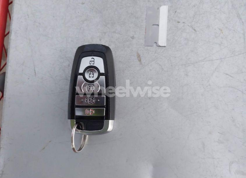 Photo 11 of 2018 Ford Explorer LIMITED (VIN 1FM5K8F88JGA57188)