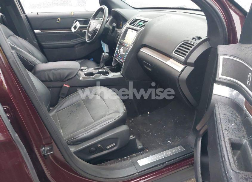 Photo 5 of 2019 Ford Explorer LIMITED (VIN 1FM5K8F88KGA05495)