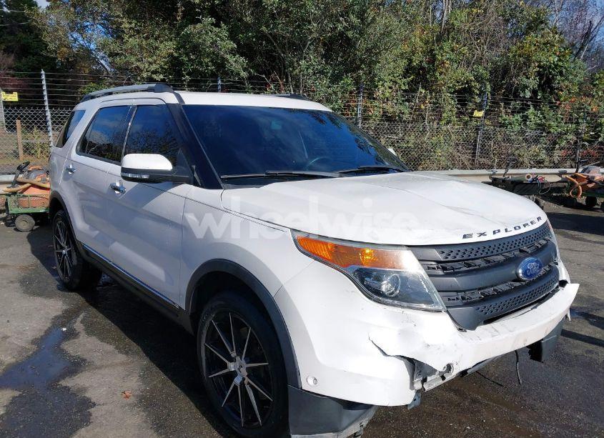 2014 Ford Explorer LIMITED (VIN 1FM5K8F89EGC18962) main photo