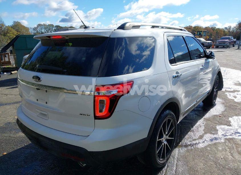 Photo 4 of 2014 Ford Explorer LIMITED (VIN 1FM5K8F89EGC18962)