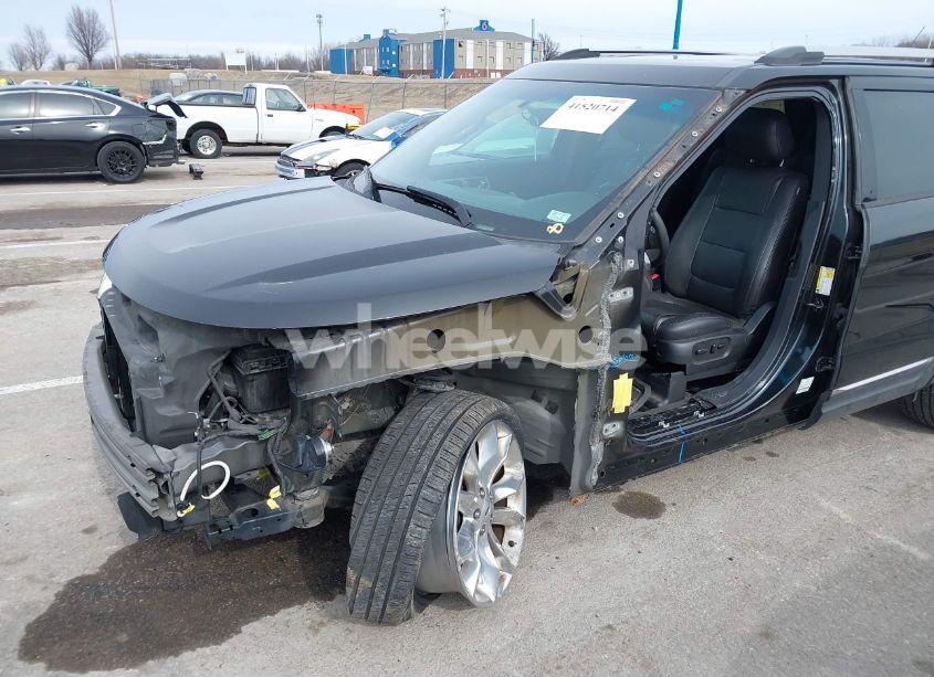 Photo 6 of 2015 Ford Explorer LIMITED (VIN 1FM5K8F89FGA76937)