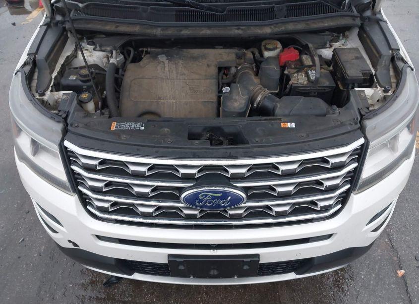 Photo 10 of 2016 Ford Explorer LIMITED (VIN 1FM5K8F89GGB03121)