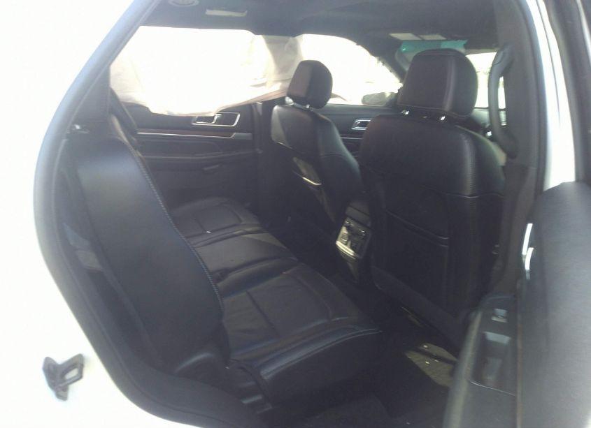 Photo 8 of 2016 Ford Explorer LIMITED (VIN 1FM5K8F89GGB10666)