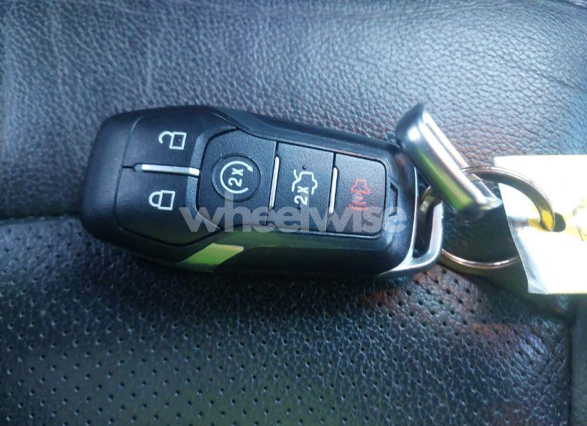 Photo 11 of 2016 Ford Explorer LIMITED (VIN 1FM5K8F89GGC49227)