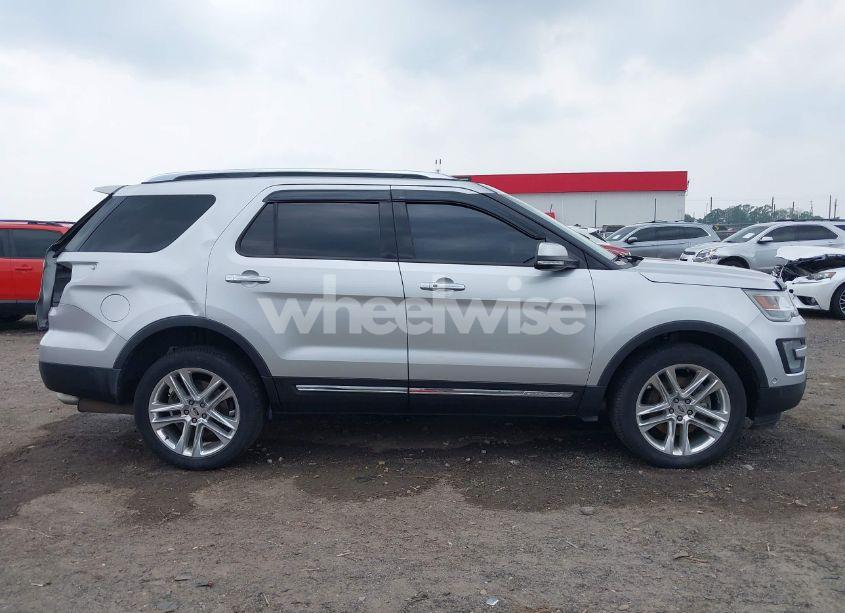 Photo 13 of 2017 Ford Explorer LIMITED (VIN 1FM5K8F89HGA54925)