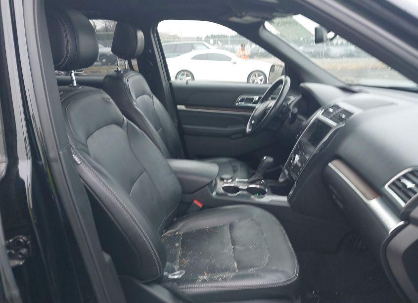 Photo 5 of 2017 Ford Explorer LIMITED (VIN 1FM5K8F89HGC92130)