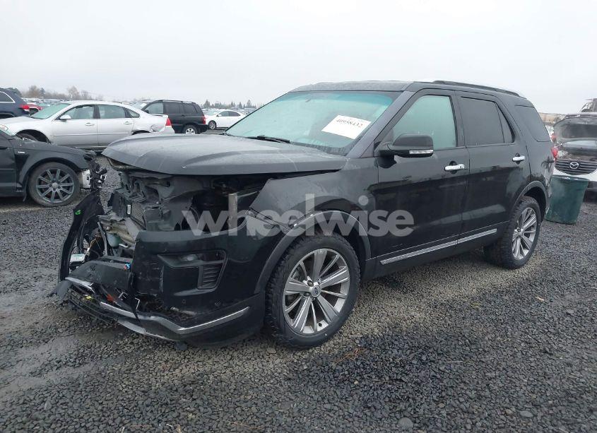 Photo 2 of 2018 Ford Explorer LIMITED (VIN 1FM5K8F89JGA27360)