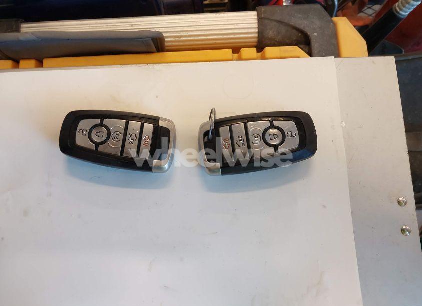 Photo 11 of 2018 Ford Explorer LIMITED (VIN 1FM5K8F89JGA36804)