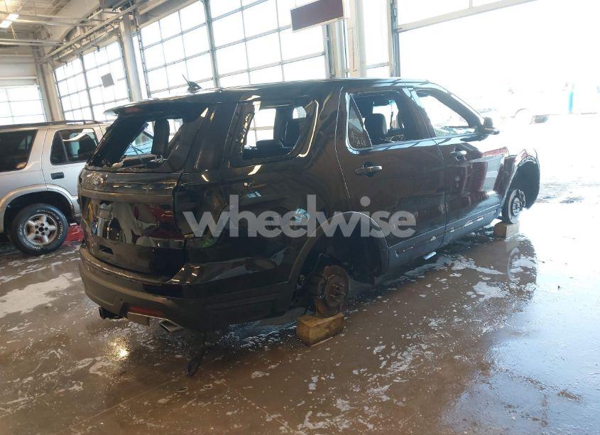 Photo 4 of 2018 Ford Explorer LIMITED (VIN 1FM5K8F89JGA36804)