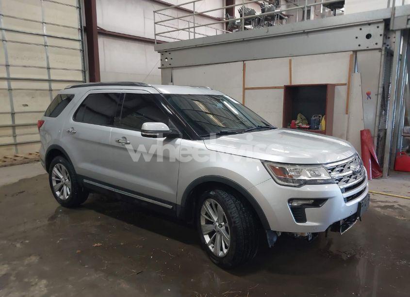 2019 Ford Explorer LIMITED (VIN 1FM5K8F89KGB42820) main photo