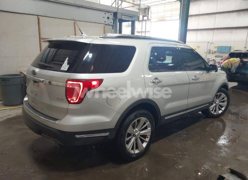 Photo 4 of 2019 Ford Explorer LIMITED (VIN 1FM5K8F89KGB42820)