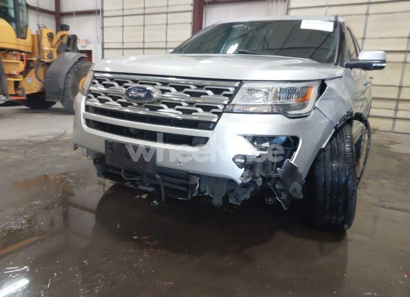Photo 6 of 2019 Ford Explorer LIMITED (VIN 1FM5K8F89KGB42820)