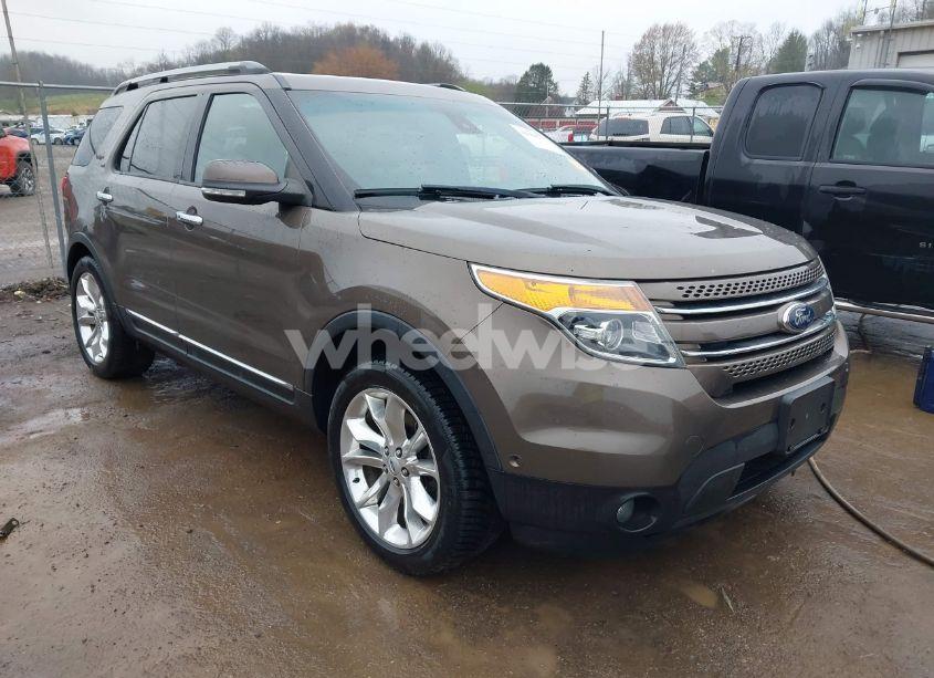 2015 Ford Explorer LIMITED (VIN 1FM5K8F8XFGB47238) main photo