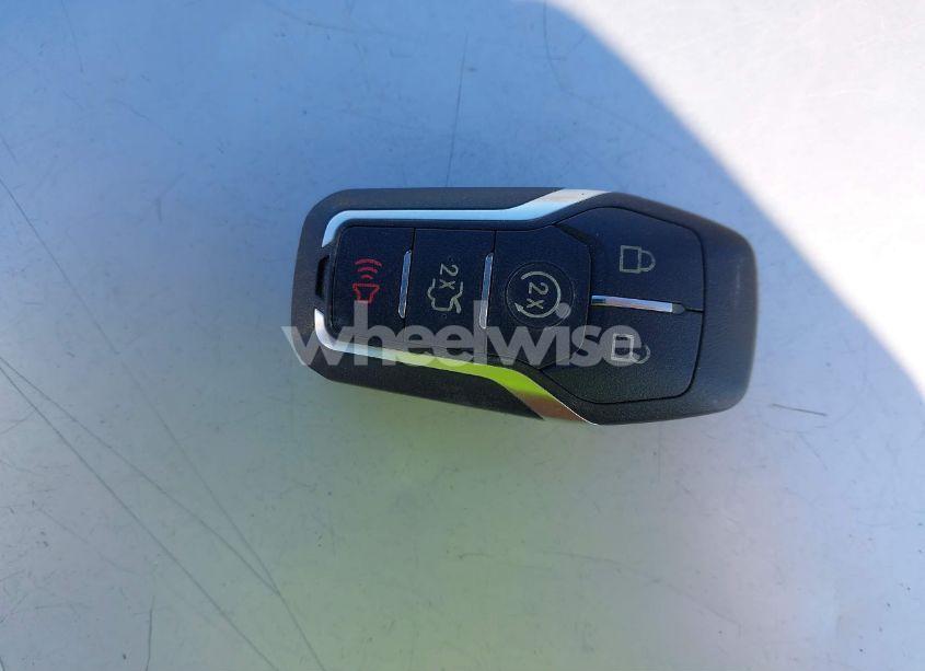 Photo 11 of 2016 Ford Explorer LIMITED (VIN 1FM5K8F8XGGA10253)