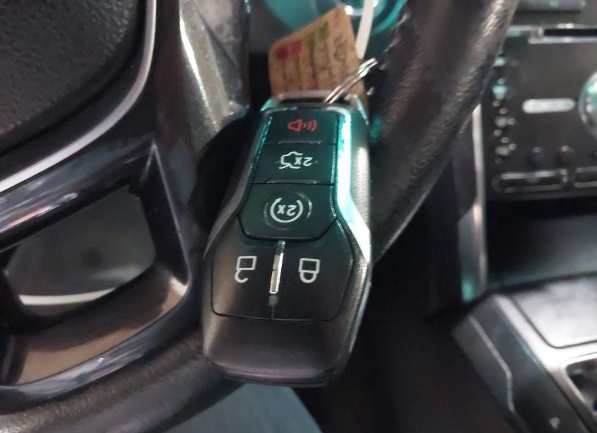 Photo 11 of 2016 Ford Explorer LIMITED (VIN 1FM5K8F8XGGC00621)