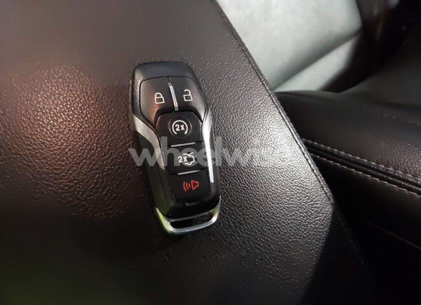 Photo 11 of 2017 Ford Explorer LIMITED (VIN 1FM5K8F8XHGA35039)