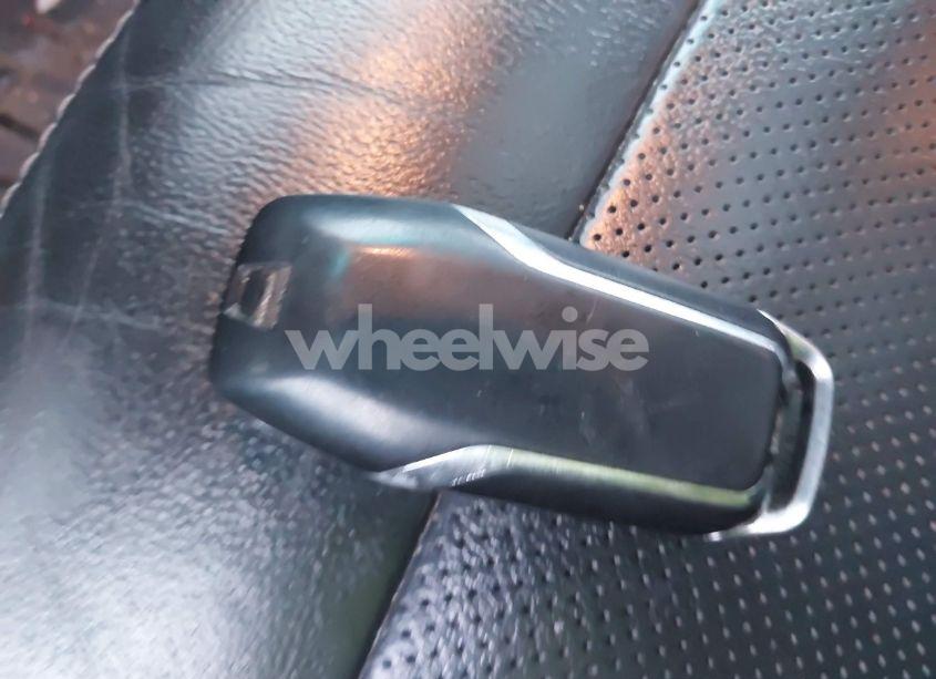 Photo 11 of 2017 Ford Explorer LIMITED (VIN 1FM5K8F8XHGA99470)