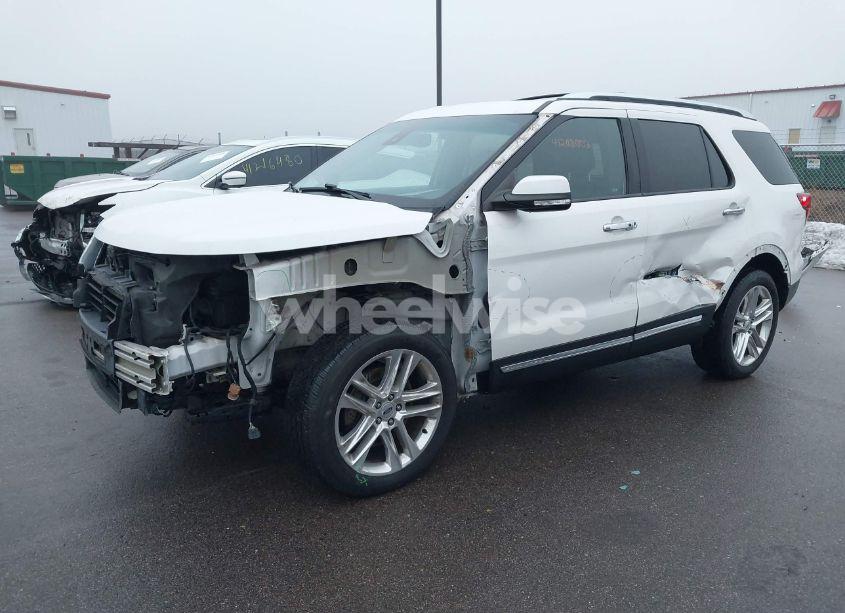 Photo 2 of 2017 Ford Explorer LIMITED (VIN 1FM5K8F8XHGA99470)