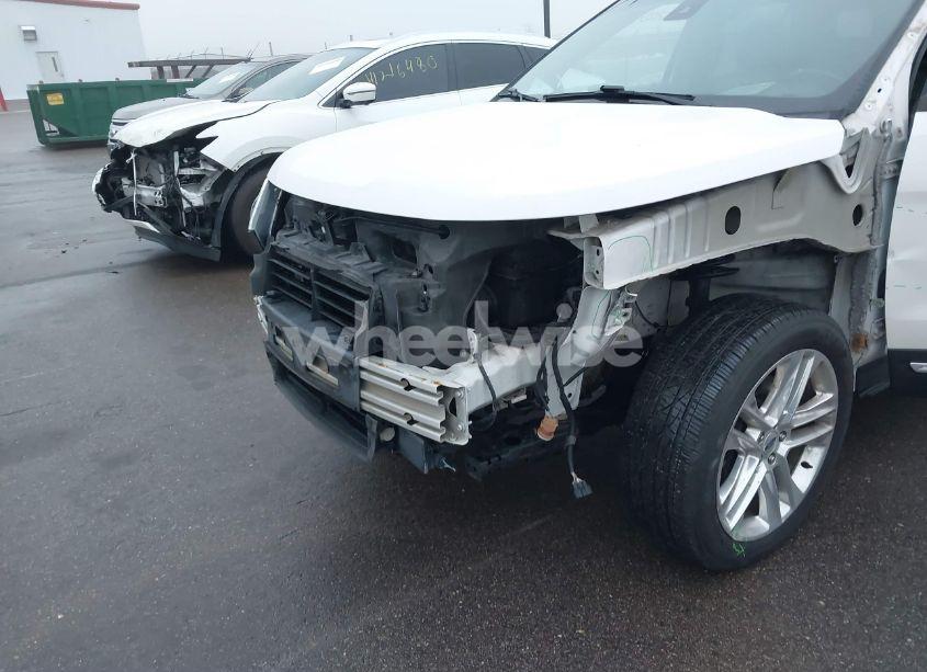 Photo 6 of 2017 Ford Explorer LIMITED (VIN 1FM5K8F8XHGA99470)