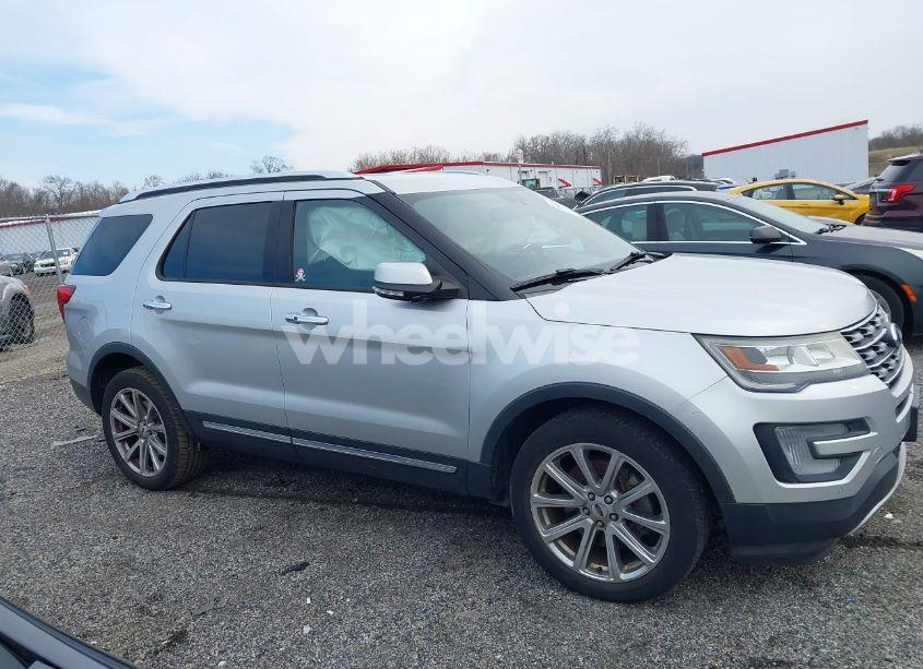 Photo 13 of 2017 Ford Explorer LIMITED (VIN 1FM5K8F8XHGC33281)