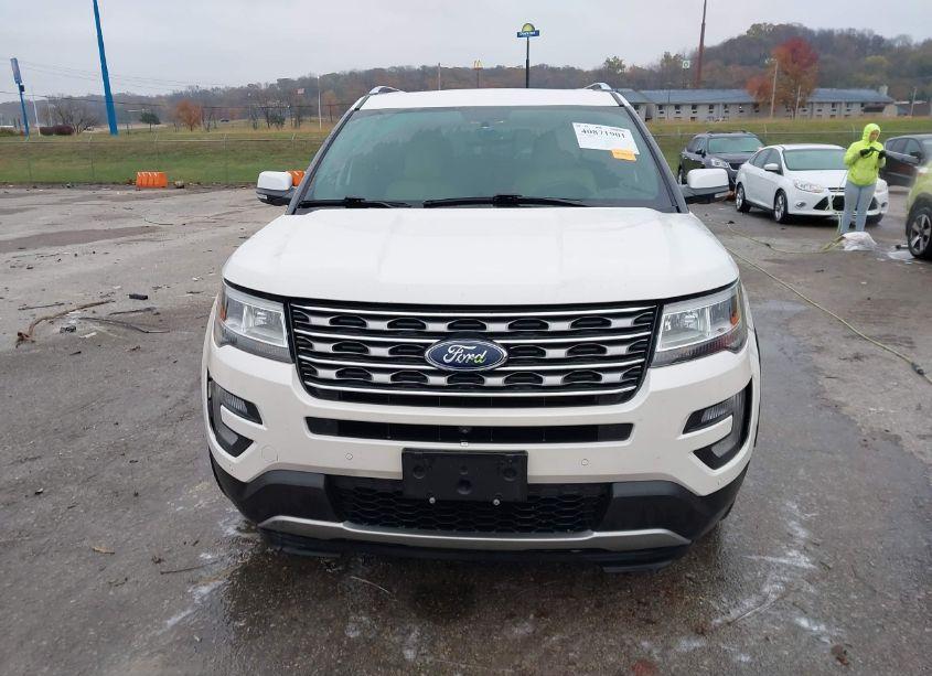 Photo 12 of 2017 Ford Explorer LIMITED (VIN 1FM5K8F8XHGD63948)