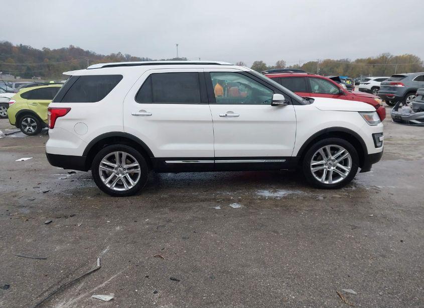 Photo 13 of 2017 Ford Explorer LIMITED (VIN 1FM5K8F8XHGD63948)