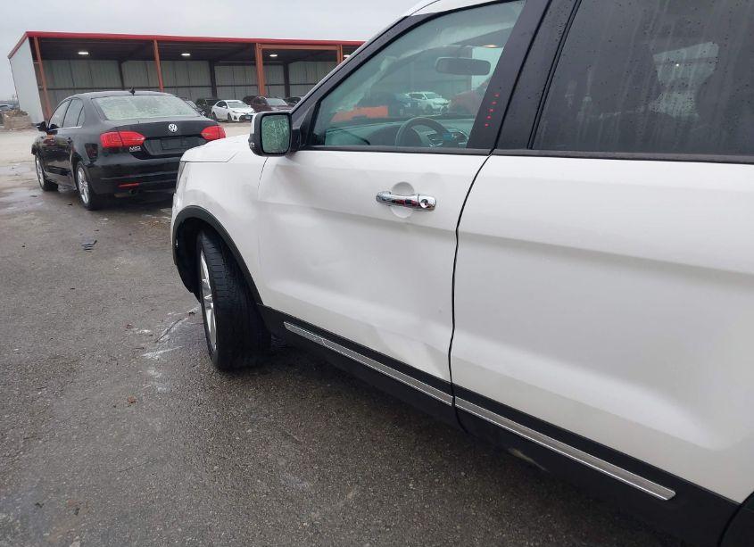 Photo 18 of 2017 Ford Explorer LIMITED (VIN 1FM5K8F8XHGD63948)