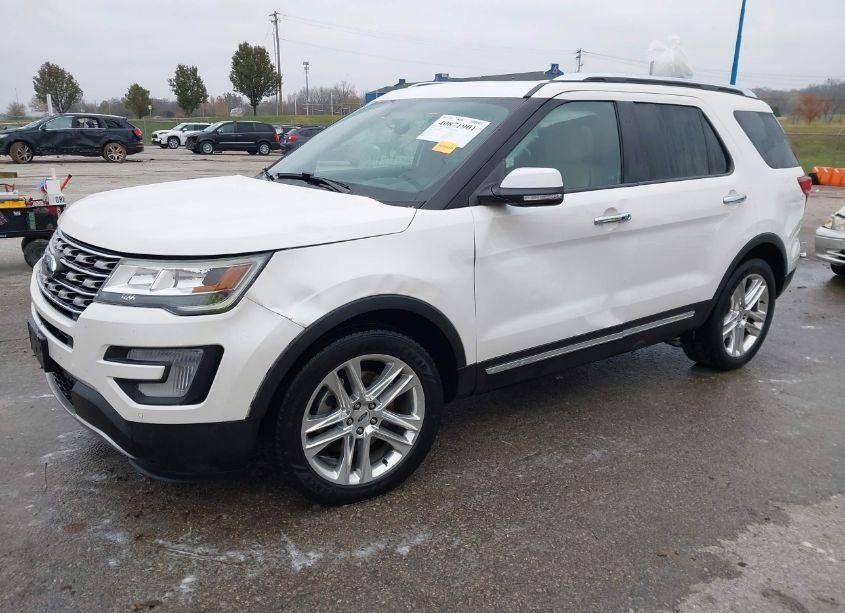 Photo 2 of 2017 Ford Explorer LIMITED (VIN 1FM5K8F8XHGD63948)