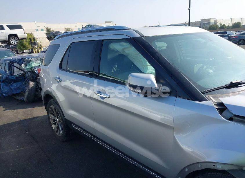 Photo 14 of 2018 Ford Explorer LIMITED (VIN 1FM5K8F8XJGA43518)