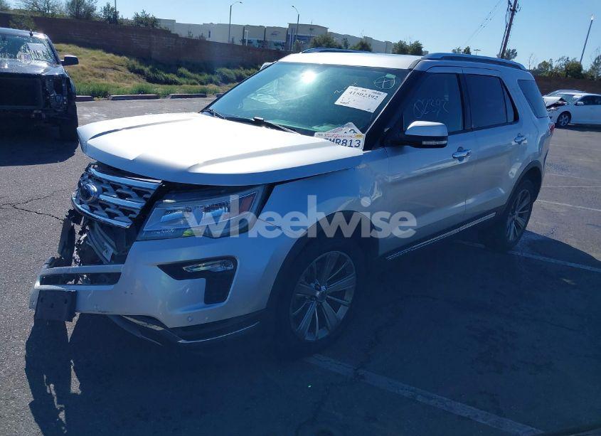 Photo 2 of 2018 Ford Explorer LIMITED (VIN 1FM5K8F8XJGA43518)