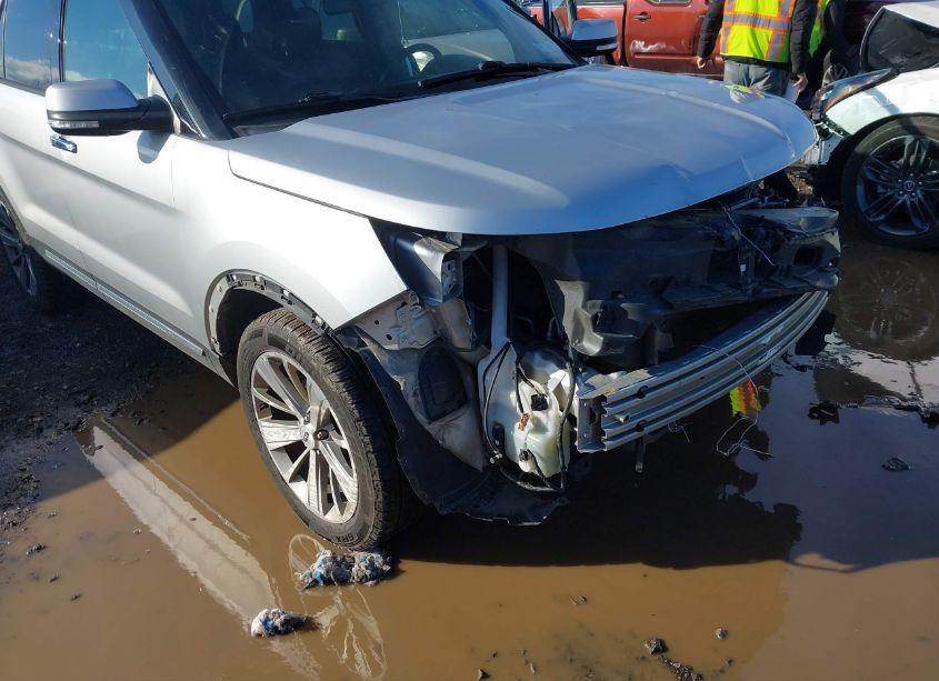 Photo 19 of 2018 Ford Explorer LIMITED (VIN 1FM5K8F8XJGB66431)