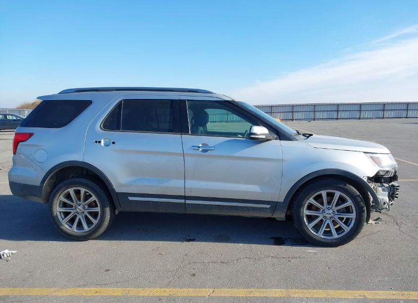 Photo 14 of 2017 Ford Explorer LIMITED (VIN 1FM5K8FH1HGC87522)