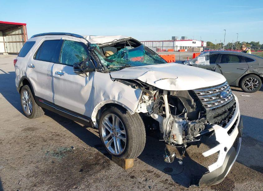 2016 Ford Explorer LIMITED (VIN 1FM5K8FH2GGA00106) main photo