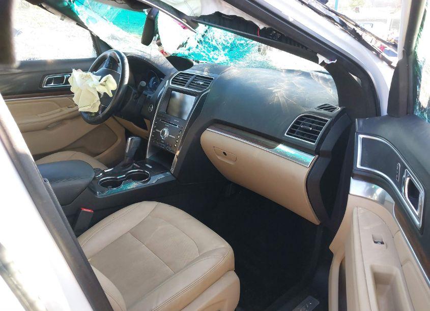 Photo 5 of 2016 Ford Explorer LIMITED (VIN 1FM5K8FH2GGA00106)