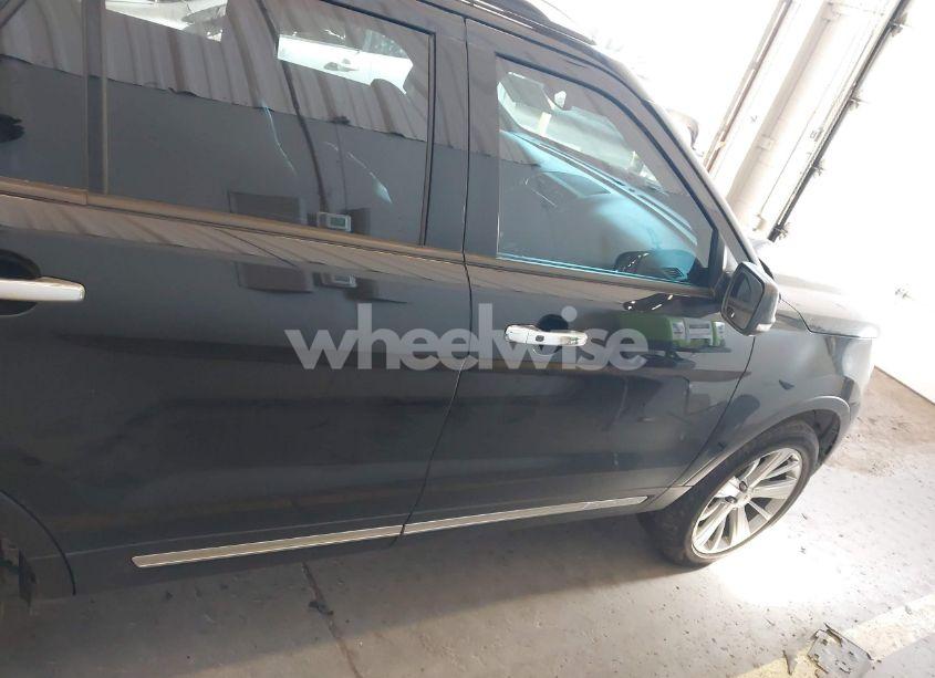 Photo 13 of 2019 Ford Explorer LIMITED (VIN 1FM5K8FH2KGB54341)