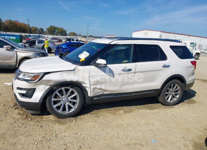 Photo 14 of 2017 Ford Explorer LIMITED (VIN 1FM5K8FH4HGB51787)