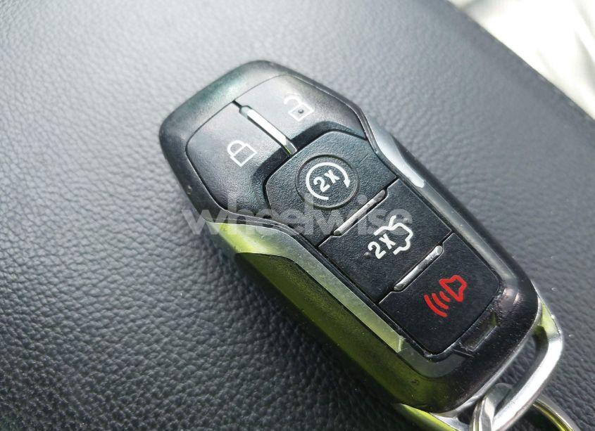 Photo 11 of 2016 Ford Explorer LIMITED (VIN 1FM5K8FH5GGB16366)