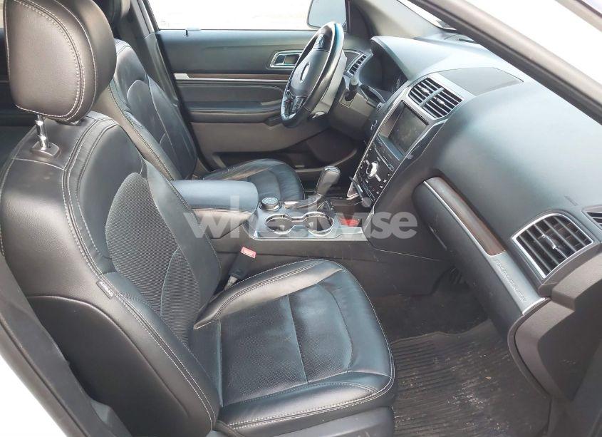 Photo 5 of 2016 Ford Explorer LIMITED (VIN 1FM5K8FH5GGB79189)