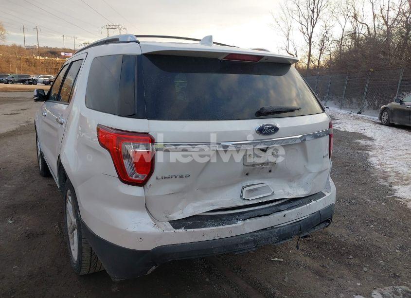 Photo 6 of 2016 Ford Explorer LIMITED (VIN 1FM5K8FH5GGB79189)