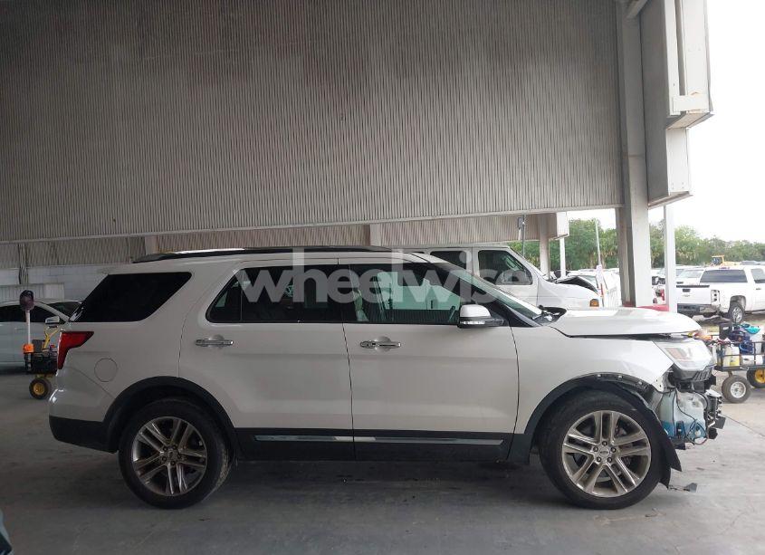 Photo 13 of 2016 Ford Explorer LIMITED (VIN 1FM5K8FH7GGC39148)