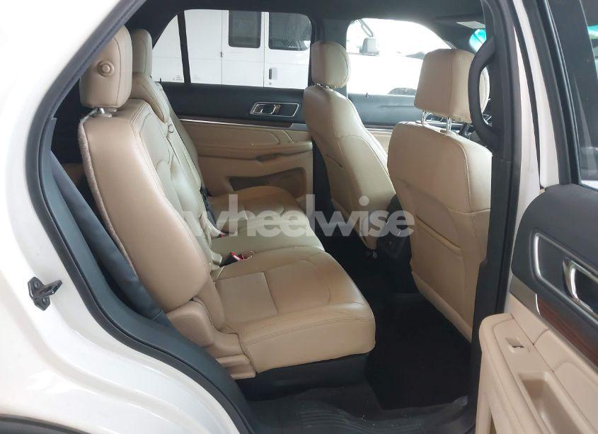 Photo 8 of 2016 Ford Explorer LIMITED (VIN 1FM5K8FH7GGC39148)