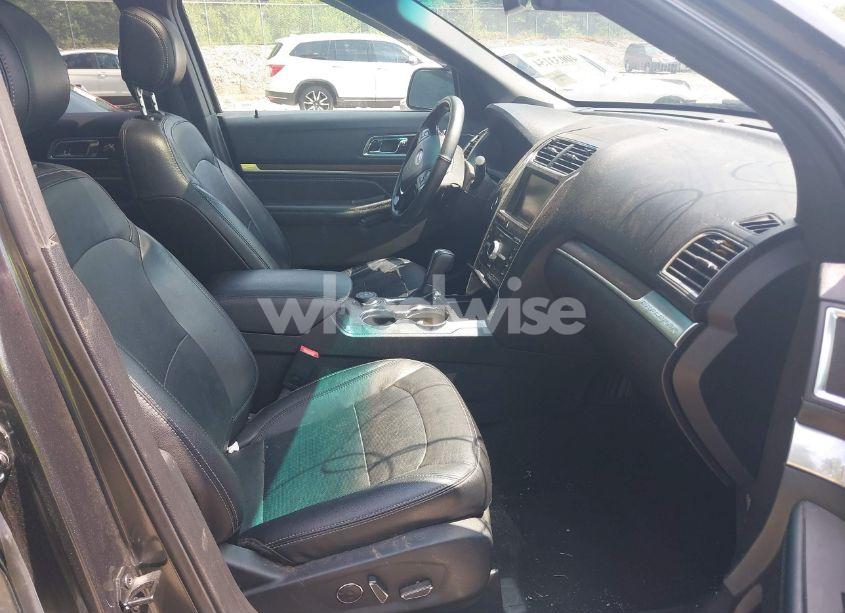 Photo 5 of 2016 Ford Explorer LIMITED (VIN 1FM5K8FH9GGB83083)