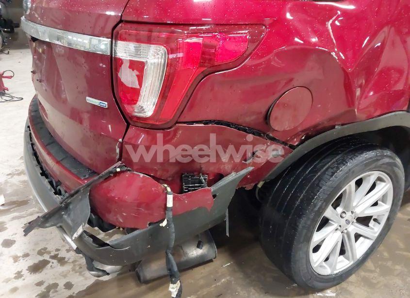 Photo 6 of 2017 Ford Explorer LIMITED (VIN 1FM5K8FH9HGA67688)