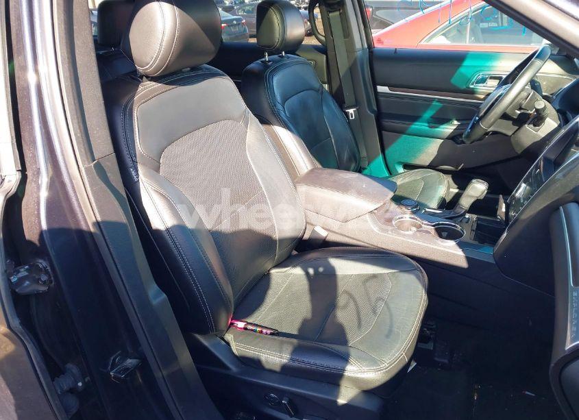 Photo 5 of 2017 Ford Explorer LIMITED (VIN 1FM5K8FH9HGB42759)
