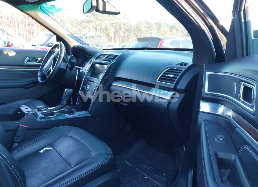 Photo 5 of 2017 Ford Explorer LIMITED (VIN 1FM5K8FHXHGA06253)