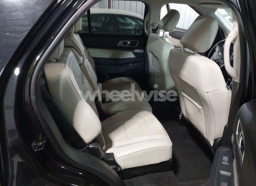 Photo 8 of 2019 Ford Explorer LIMITED (VIN 1FM5K8FHXKGB03461)