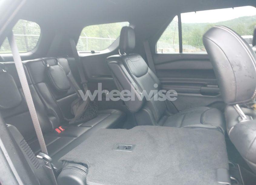 Photo 8 of 2020 Ford Explorer ST (VIN 1FM5K8GC0LGA99943)